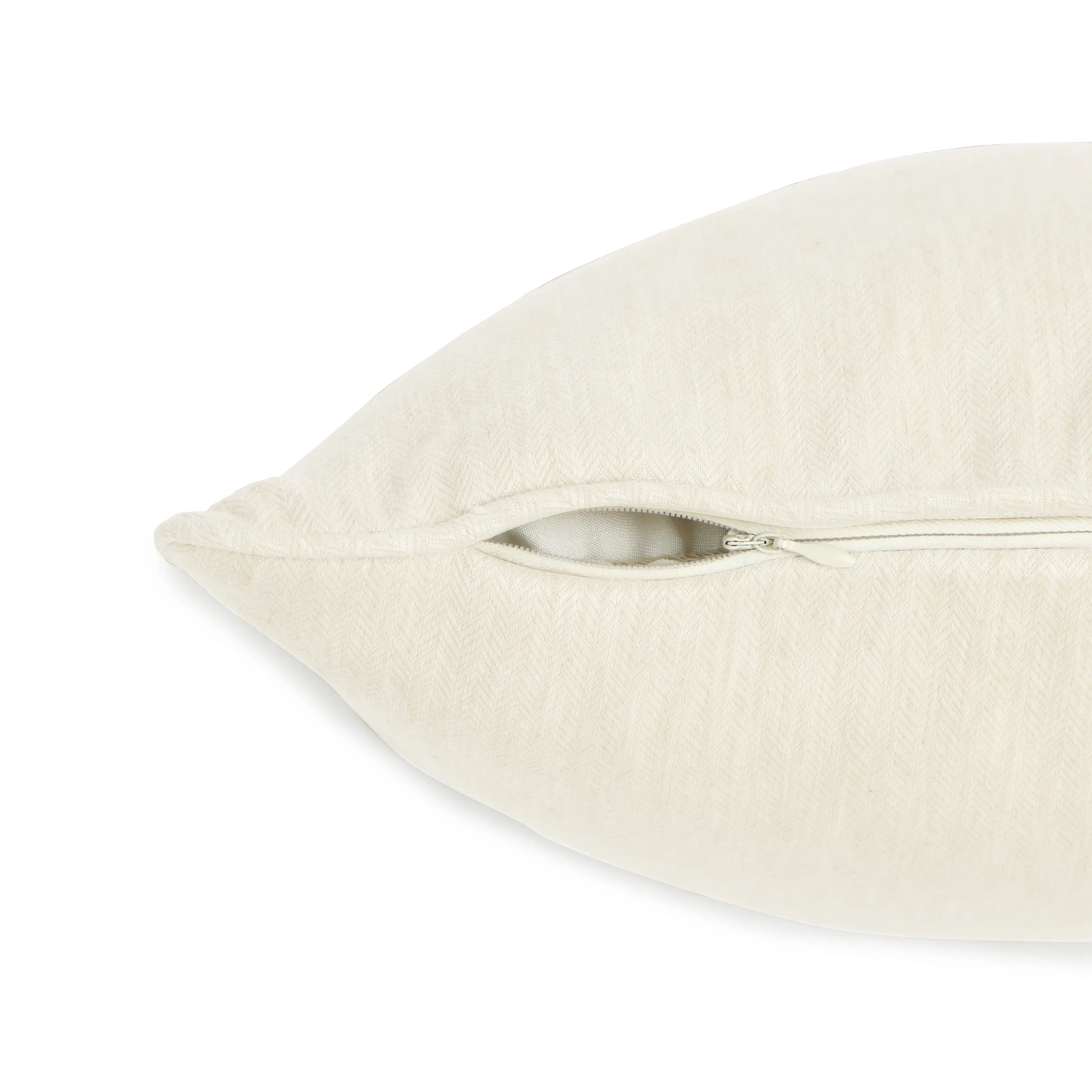 Vissencia Solid Cushion Cover | Textured Weaves Cream / Cushion Cover (51cm x 51cm)