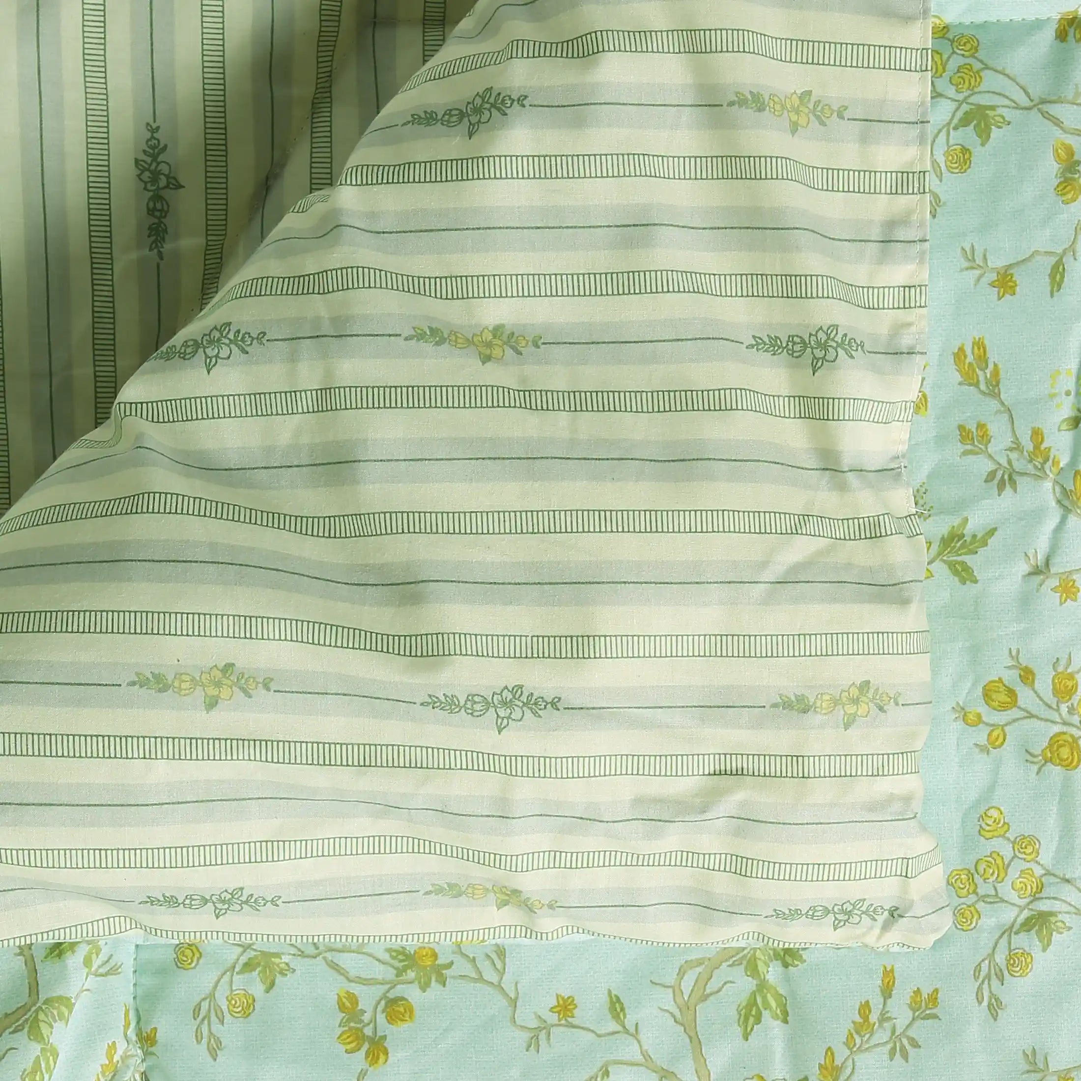 Bloomshire Luxe Printed Comforter-120gsm-Light Blue Light Blue / Double
