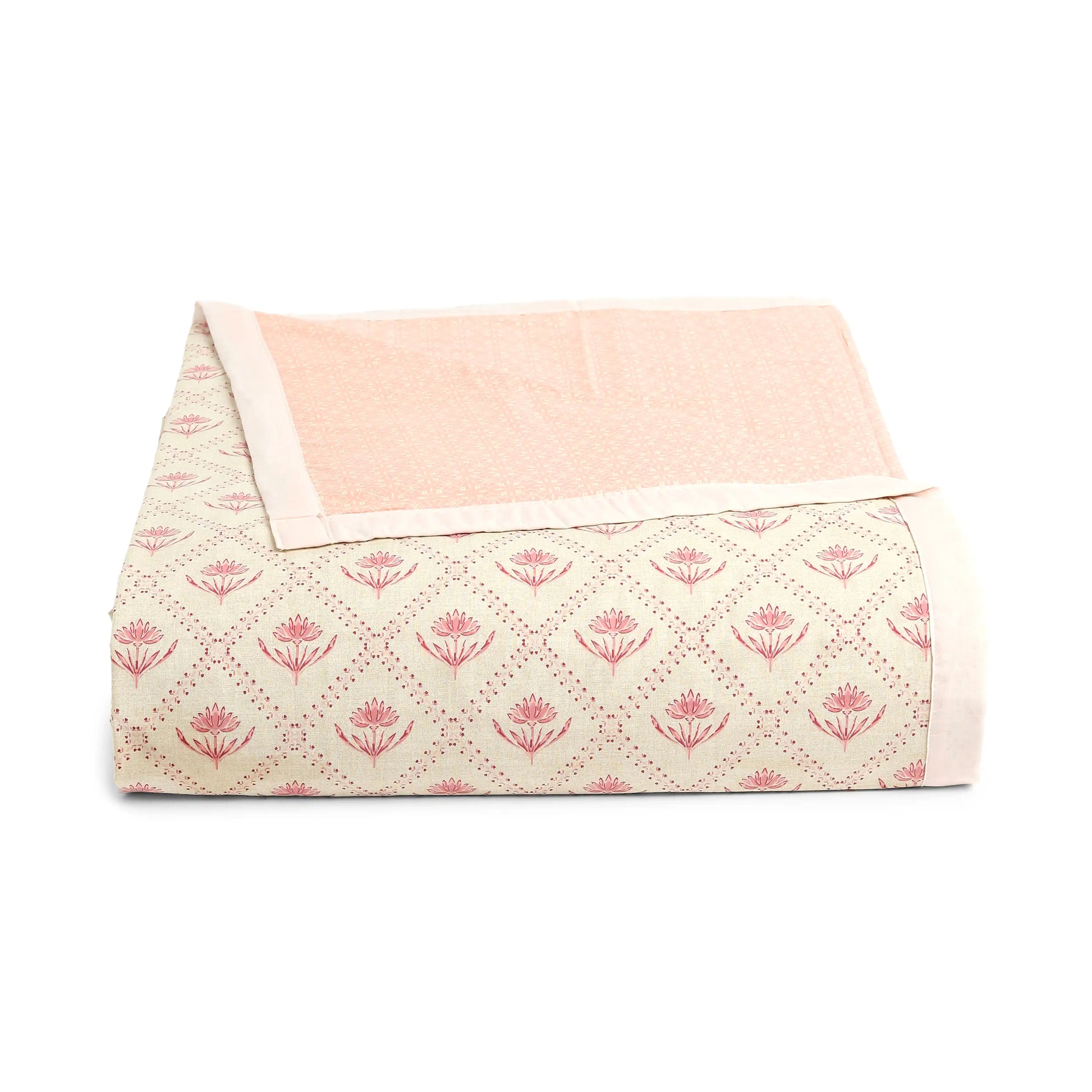 Chippa Lane | Contemporary Indian Print Design Coordinated Bedding Set | Set of Bedsheet & Dohar Red / Double