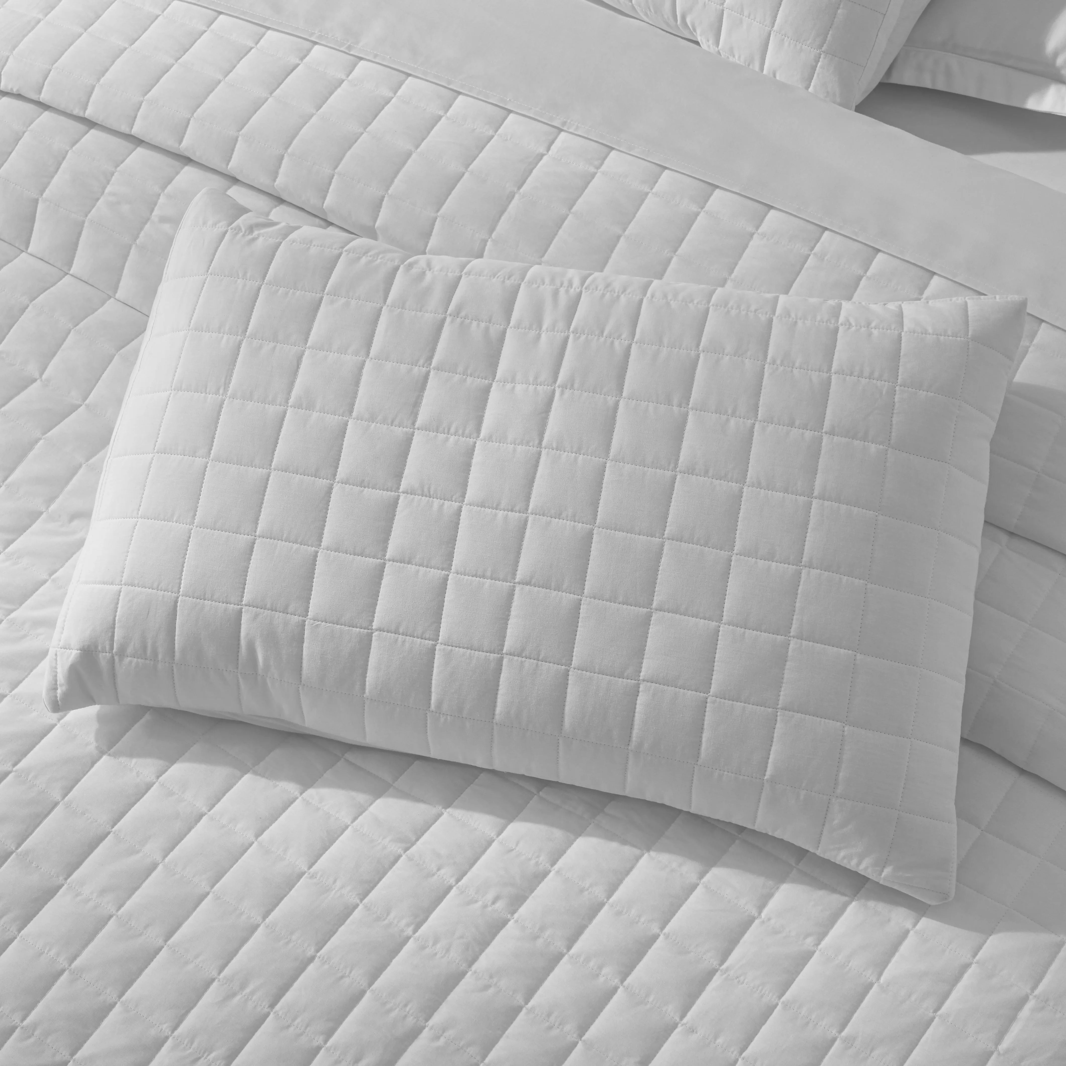 Nuvola | Luxurious Solid Dyed Box Quilted Cotton Bedcover Set Optical White