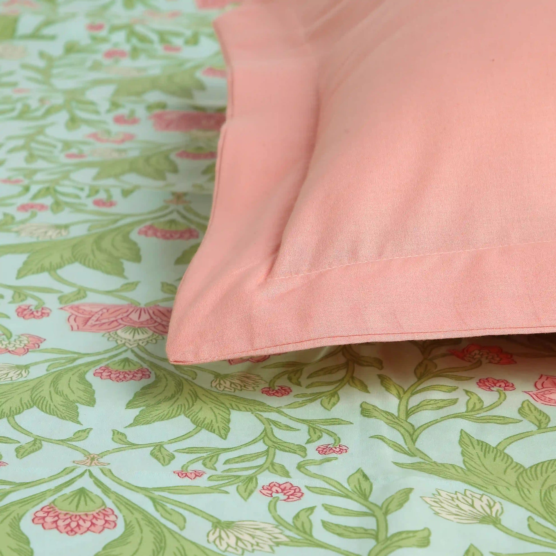 Chippa Lane | Contemporary Indian Print Design Cotton Fitted Sheet Set-Sage Mint Sage Mint / King