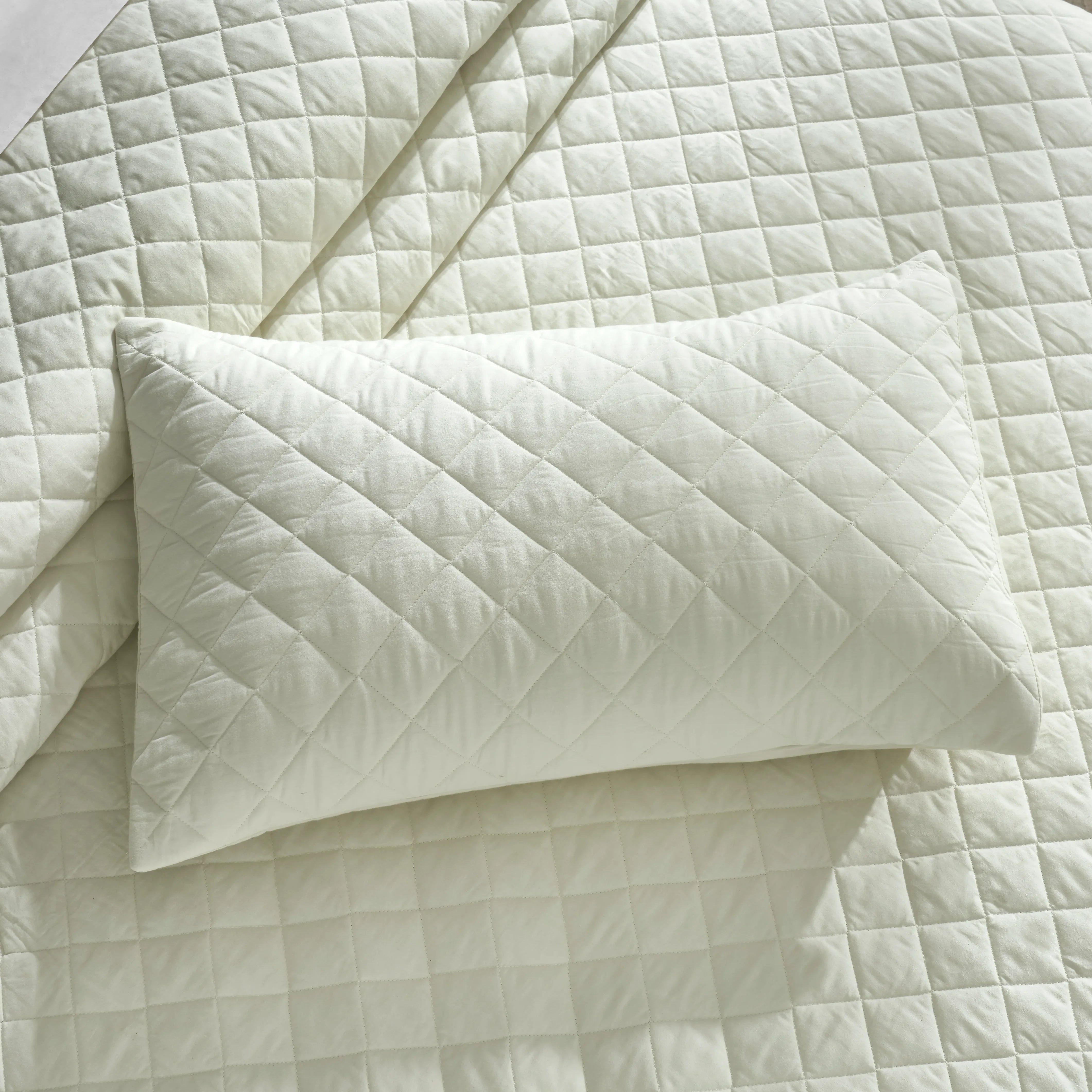 Nuvola | Luxurious Solid Dyed Diamond Quilted Cotton Bedcover Set Ivory