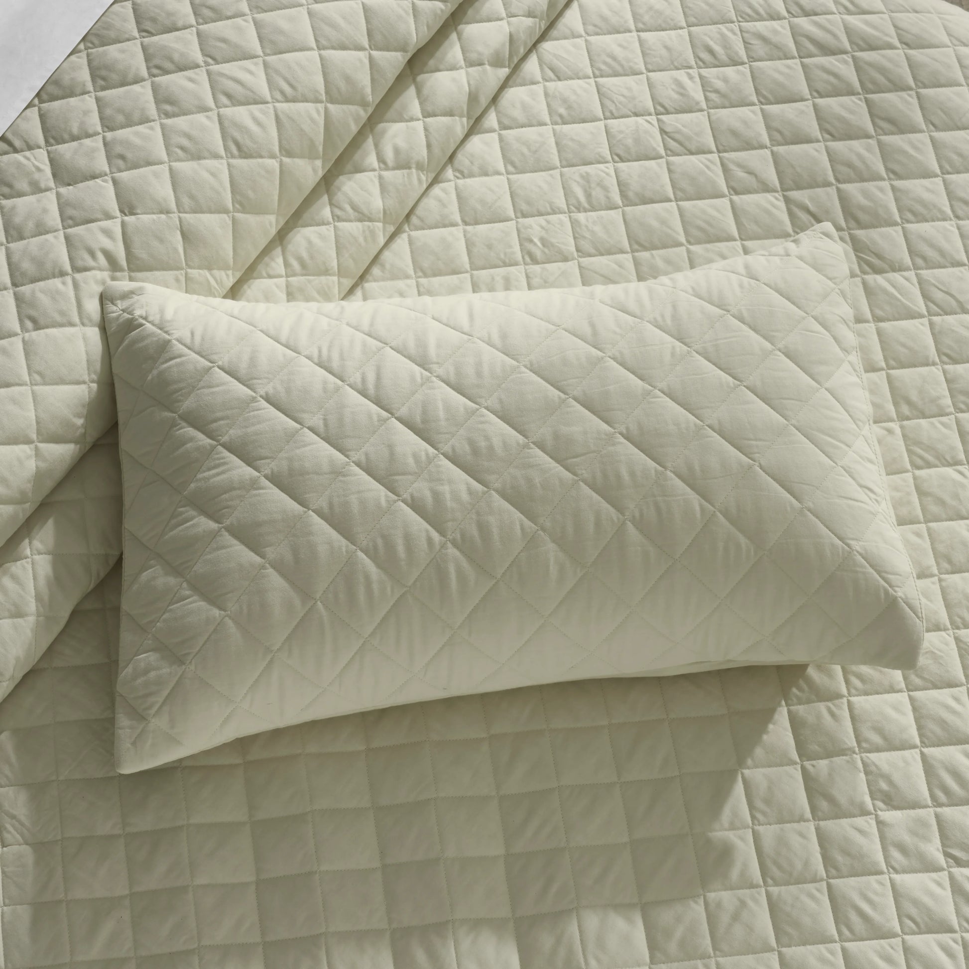 Nuvola | Luxurious Solid Dyed Diamond Quilted Cotton Bedcover Set Linen