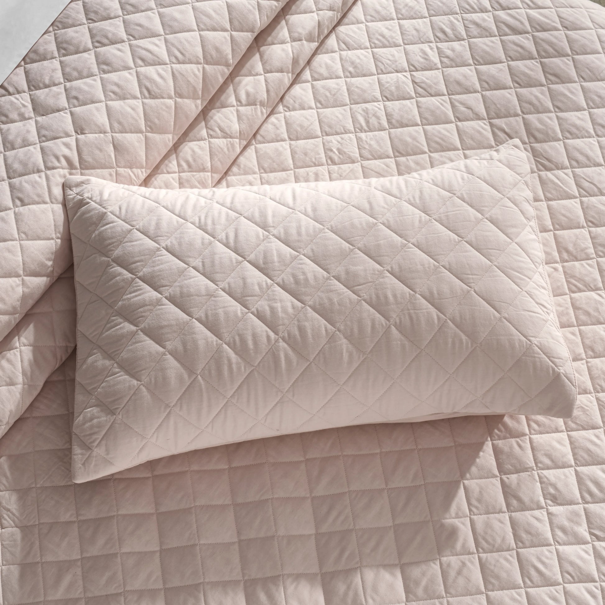 Nuvola | Luxurious Solid Dyed Diamond Quilted Cotton Bedcover Set Sepia Rose