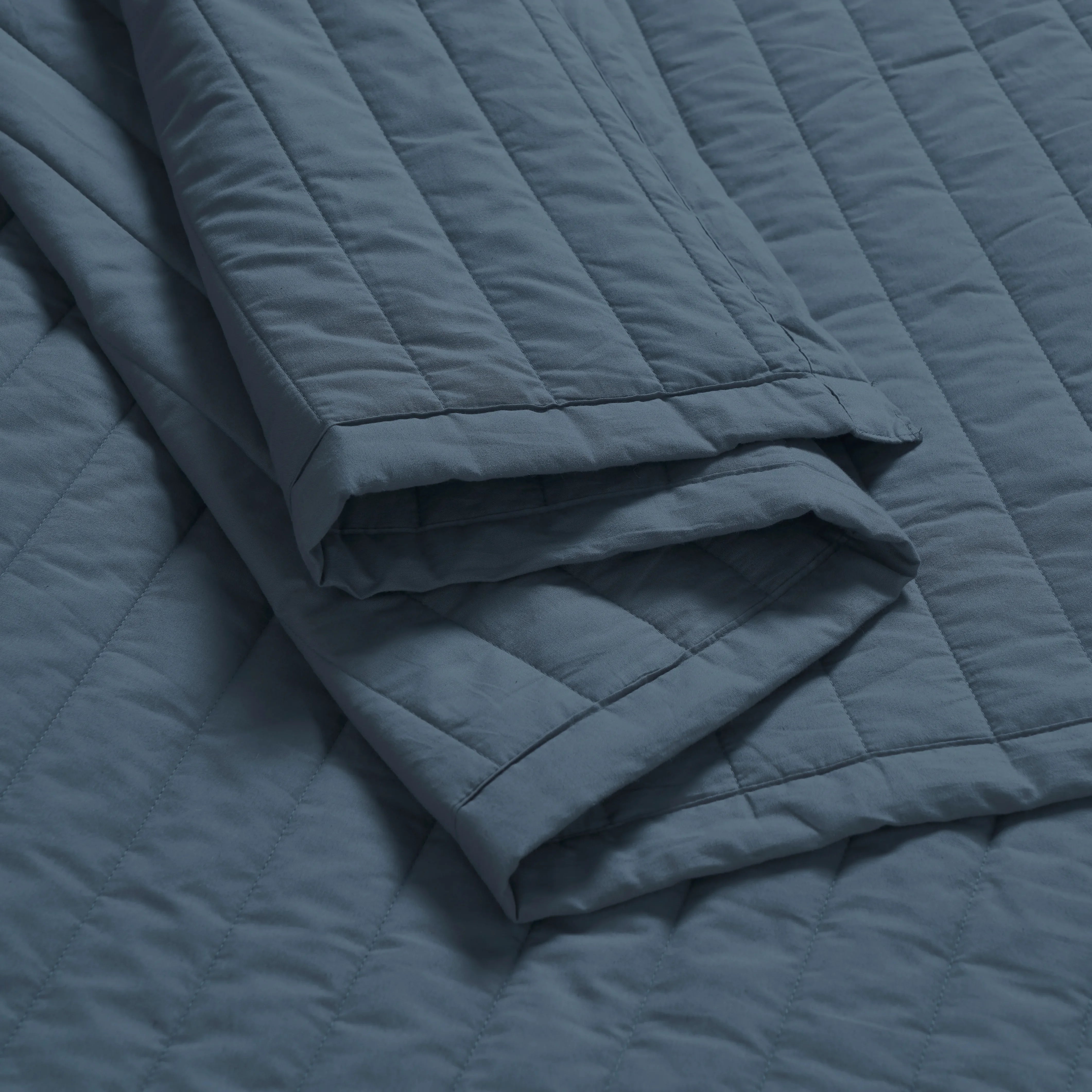 Nuvola | Luxurious Solid Dyed Straight Quilted Cotton Bedcover Set Estate Blue