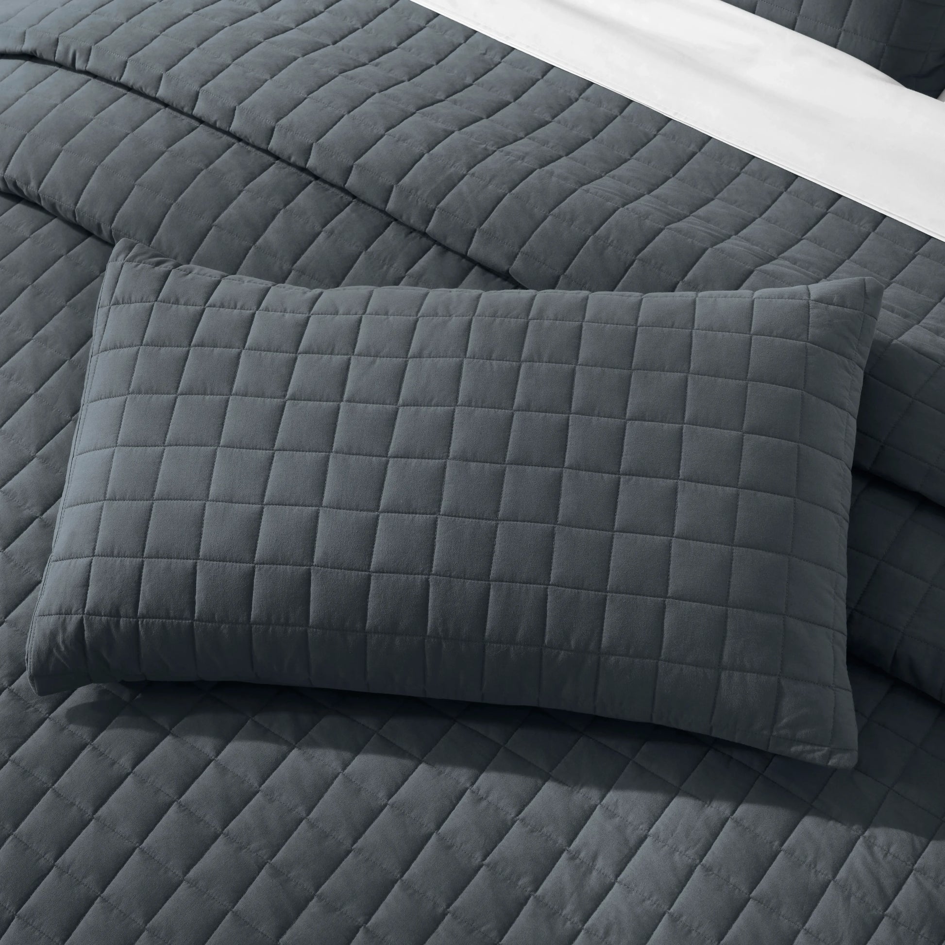 Nuvola | Luxurious Solid Dyed Box Quilted Cotton Bedcover Set Charcoal