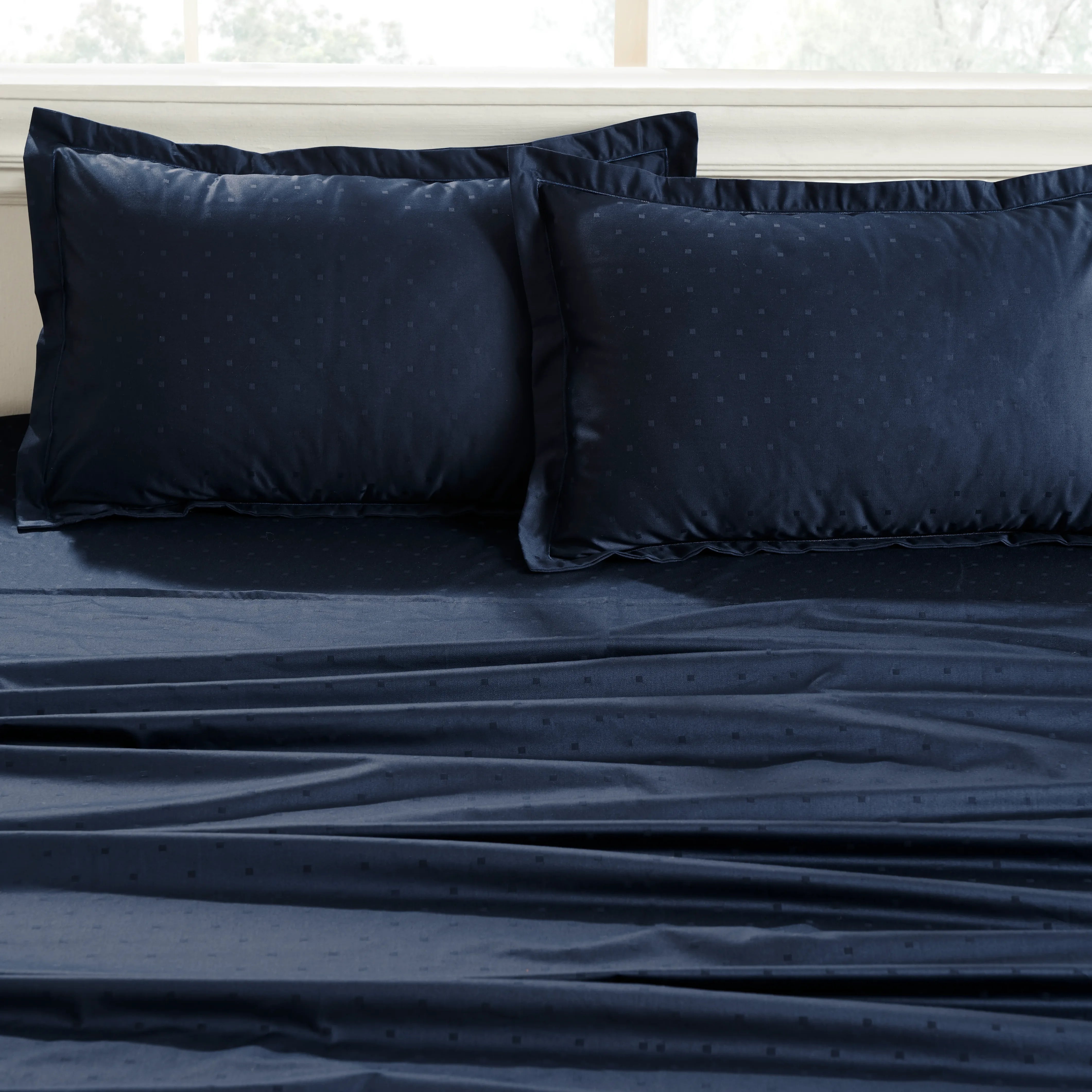 Ricaso | 1000TC Egyptian Cotton Swiss Dot Super Soft Bedsheet Set | Pillow Cover with Merrow Hem Treatment Navy / Super King