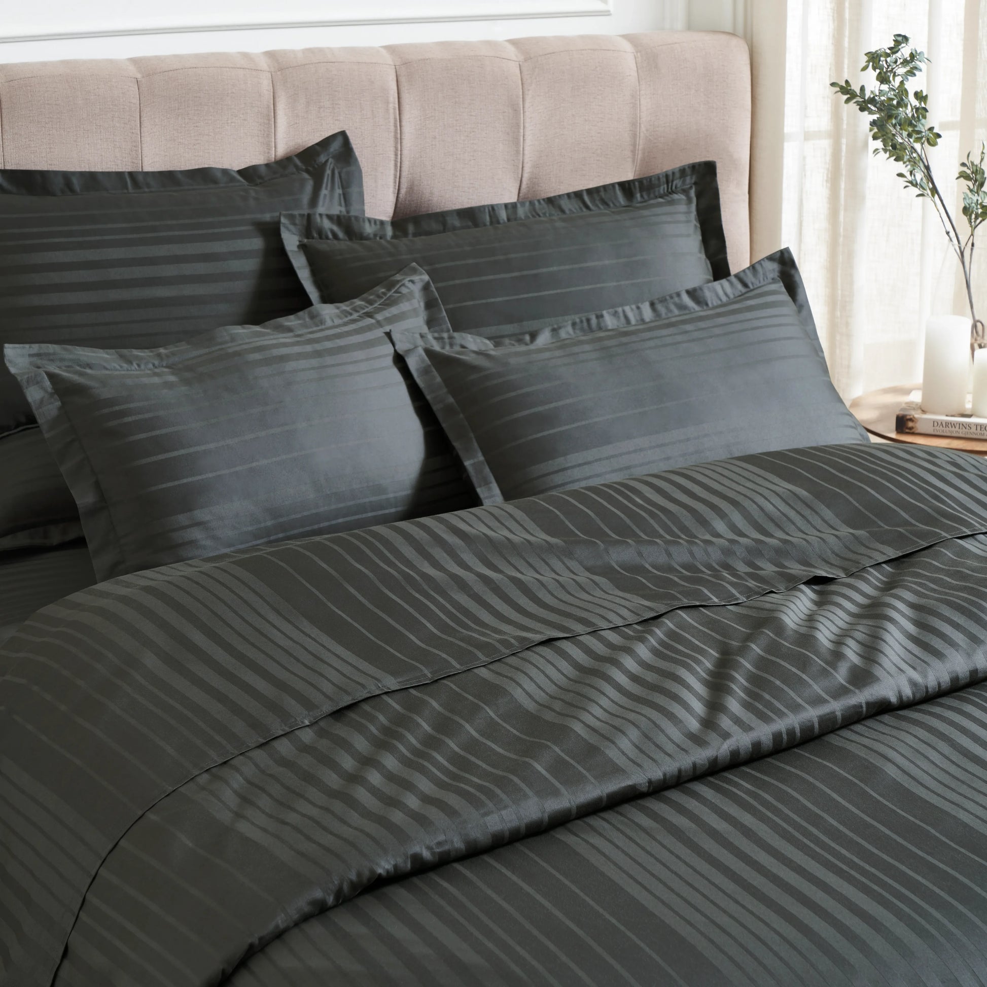 Seraya | 400TC Varigated Stripes Super Soft Bedsheet Set Dark Grey / Super King