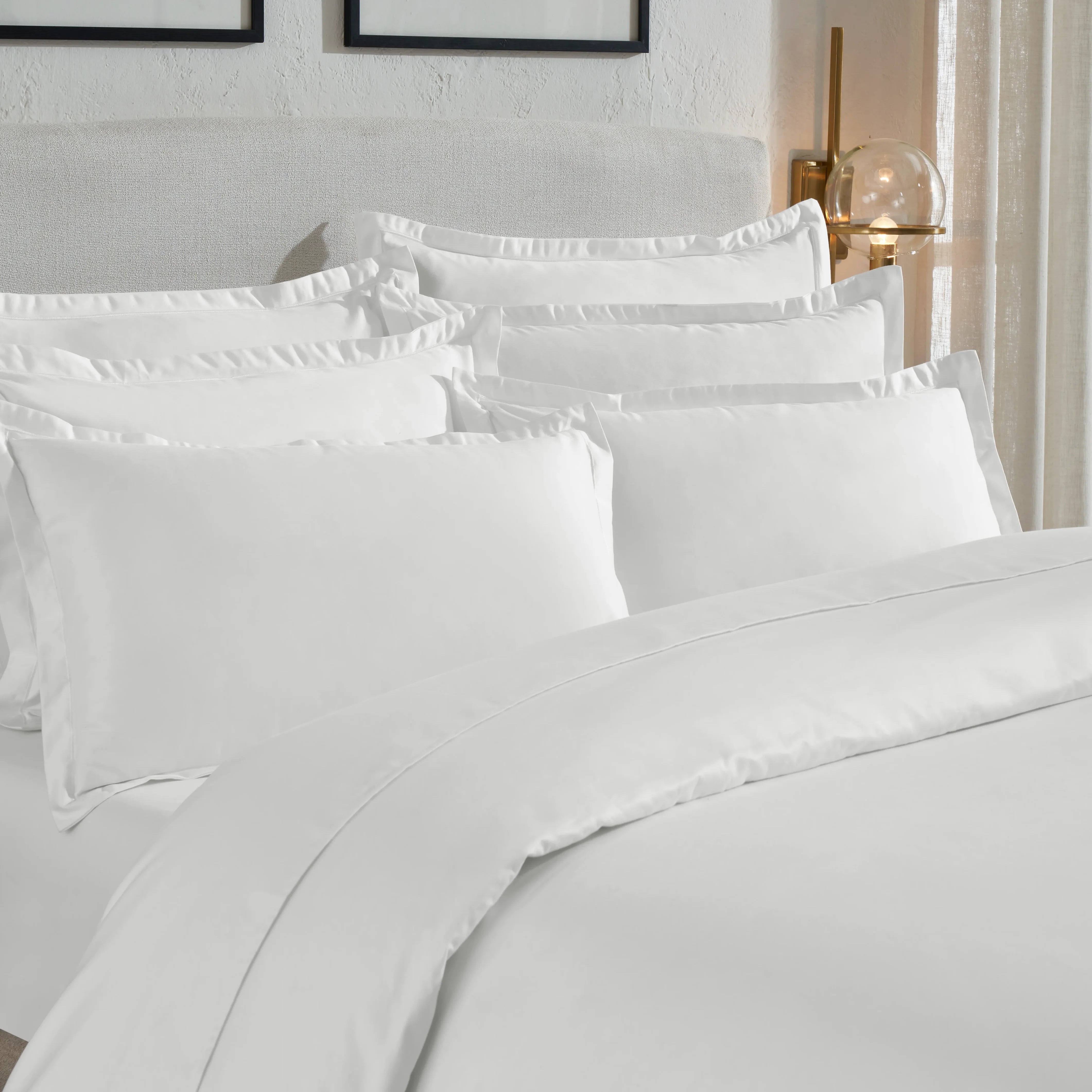 Pelushe | 800TC Long Staple Cotton Luxurious Super Soft Bedsheet Set | Pillow Cover with Merrow Hem Treatment White / Super King