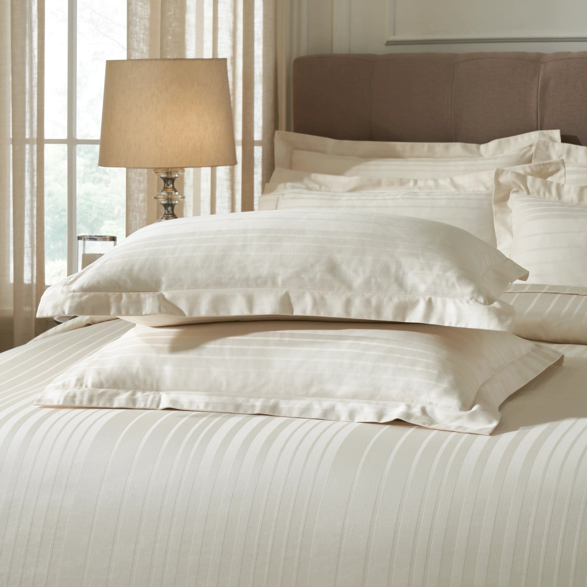 Seraya | 400TC Varigated Stripes Super Soft Bedsheet Set Ivory / Super King