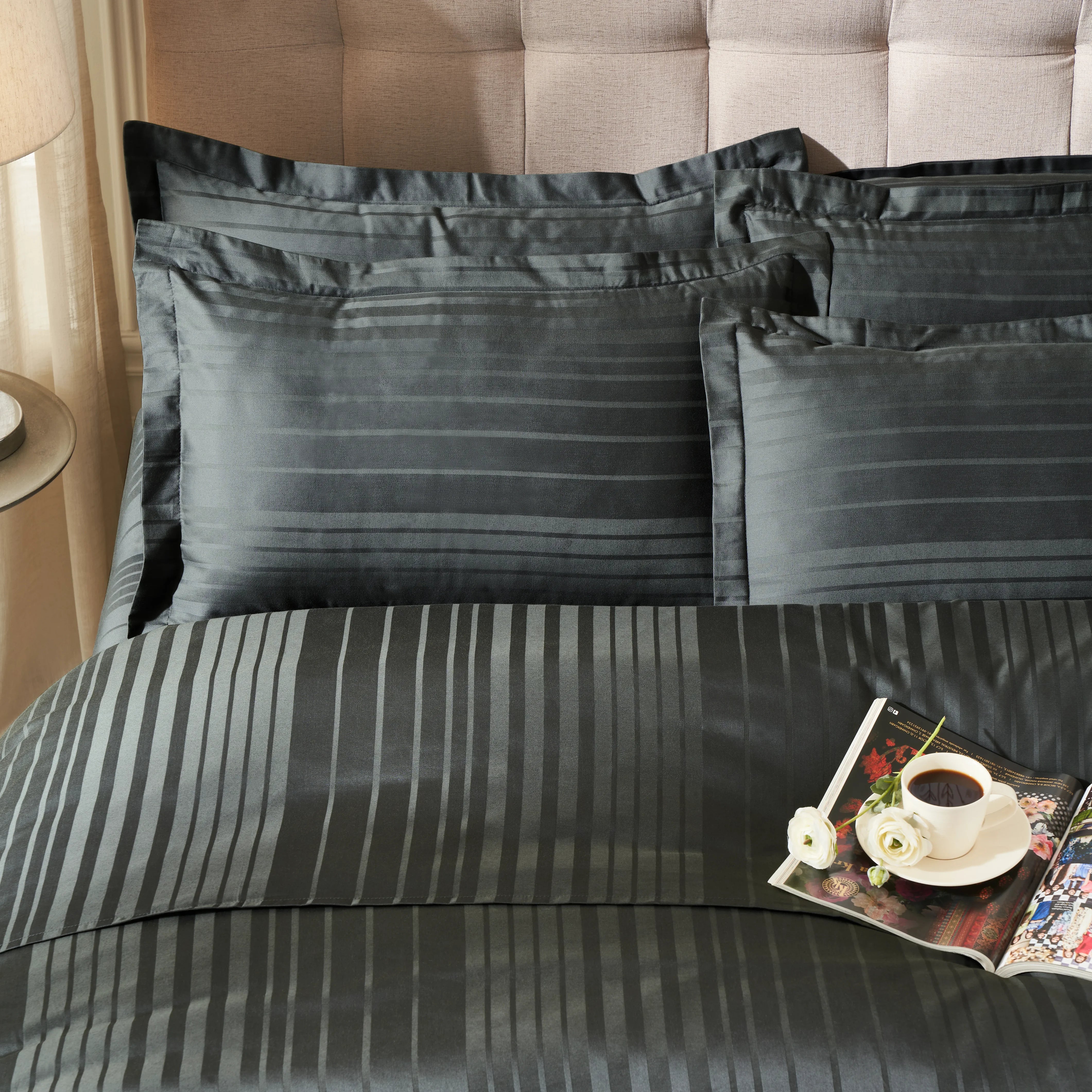 Seraya | 400TC Varigated Stripes Super Soft Bedsheet Set Dark Grey / Super King