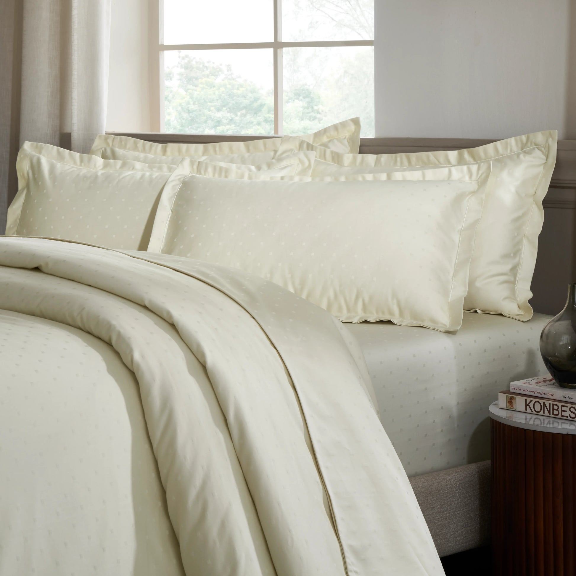 Ricaso | 1000TC Egyptian Cotton Swiss Dot Super Soft Bedsheet Set | Pillow Cover with Merrow Hem Treatment Ivory / Super King