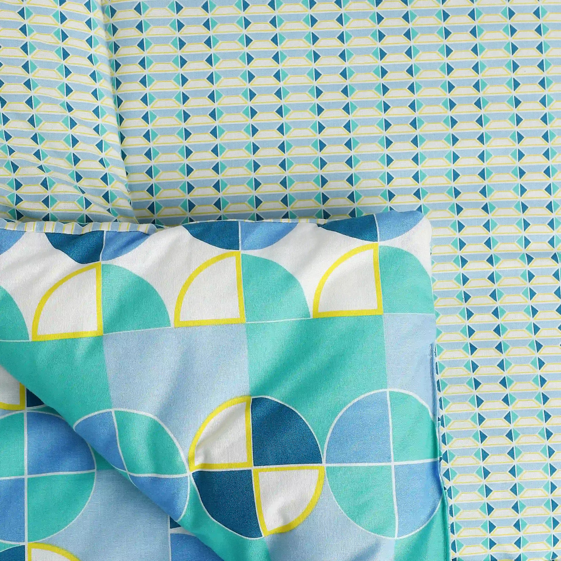 Mishella Printed Kaleido Teal Comforter-240gsm Kaleido Teal / Double